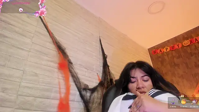 Snapshot of alice__tylor chatting on October 2025 09:24:01 AM alice tylor online show from October 2025 09:24:01 AM