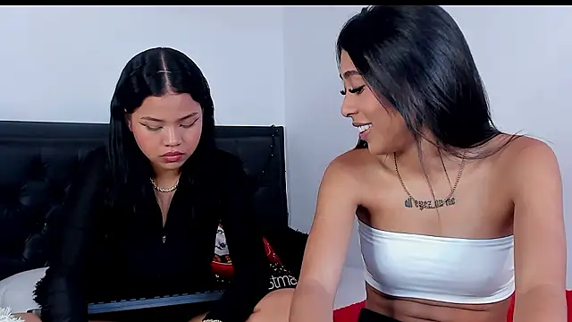 lilibluex online show from December 2024 07:45:02 PM