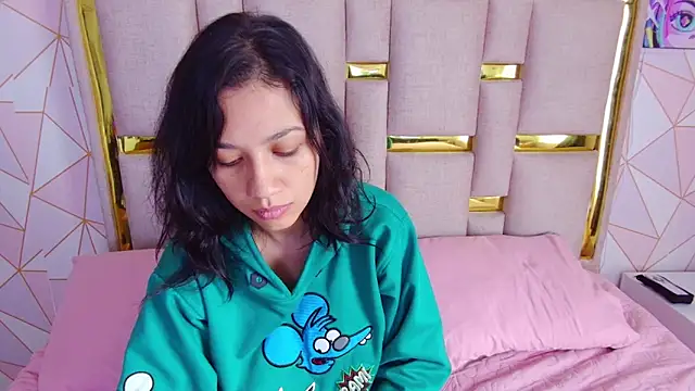 nina carther online show from April 2026 12:50:01 PM