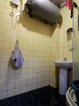 Polygamist online show from March 2026 05:13:01 AM