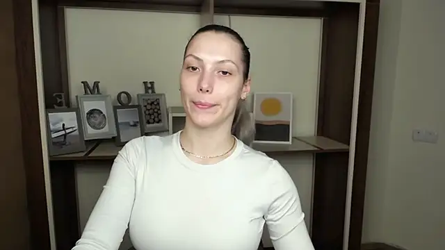 VanessaMay  online show from March 2026 05:38:01 PM