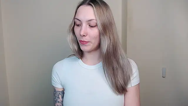 VanessaMay  online show from April 2026 04:23:01 PM