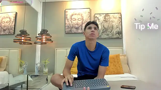 kieran derek online show from November 2025 03:16:02 AM