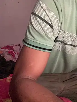 Johnras121 online show from April 2026 11:55:01 AM