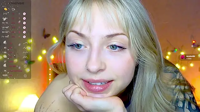 Snapshot of lavenderluxe chatting on January 2025 10:52:02 AM lavenderluxe online show from January 2025 10:52:02 AM