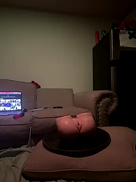 Snapshot of OffsetArmlet chatting on October 2025 07:39:01 AM OffsetArmlet online show from October 2025 07:39:01 AM