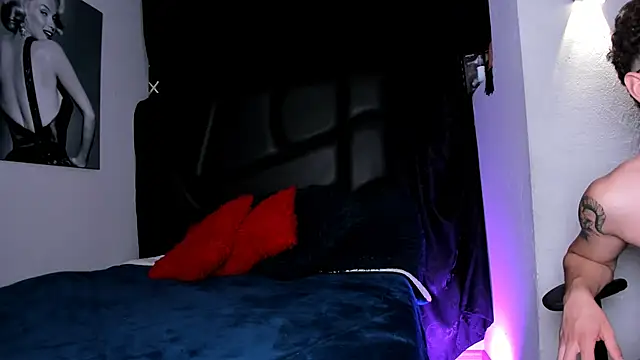 Snapshot of LexieandNate chatting on February 2025 02:51:01 AM LexieandNate online show from February 2025 02:51:01 AM