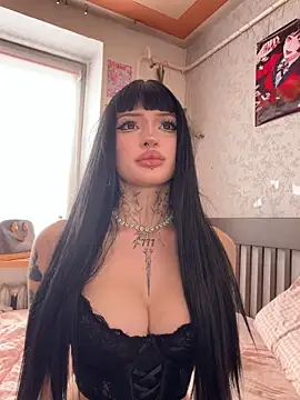 madelinexx online show from June 2026 06:37:02 AM