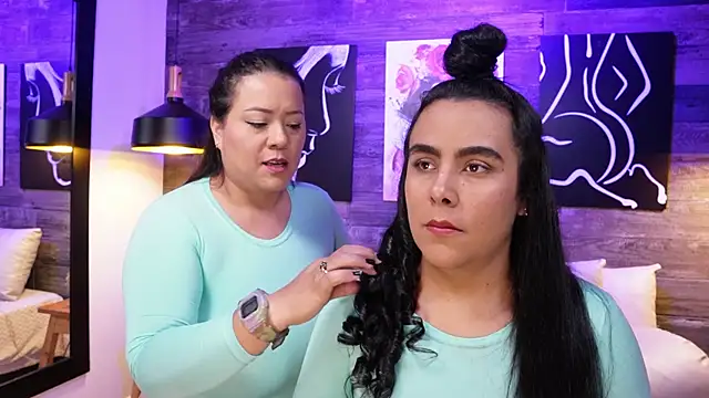 Snapshot of DanyAndAlexa chatting on October 2025 01:11:01 PM DanyAndAlexa online show from October 2025 01:11:01 PM