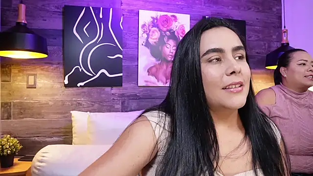 Snapshot of DanyAndAlexa chatting on February 2026 02:11:02 PM DanyAndAlexa online show from February 2026 02:11:02 PM