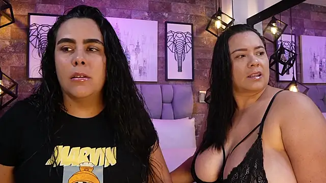 Snapshot of DanyAndAlexa chatting on February 2026 01:18:02 PM DanyAndAlexa online show from February 2026 01:18:02 PM