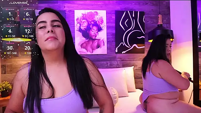 Snapshot of DanyAndAlexa chatting on April 2026 01:36:01 PM DanyAndAlexa online show from April 2026 01:36:01 PM