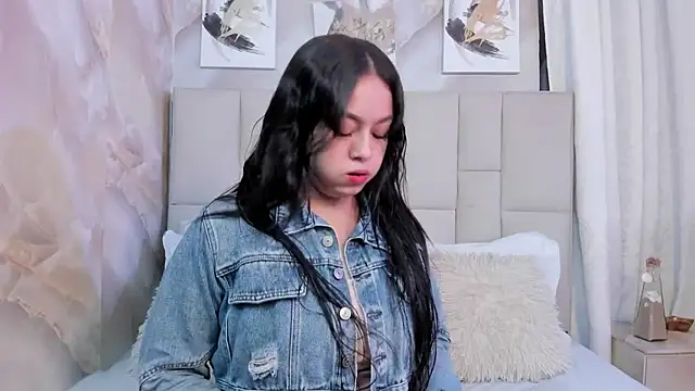 Snapshot of Jaslyn__Smith chatting on February 2026 04:25:01 PM Jaslyn Smith online show from February 2026 04:25:01 PM