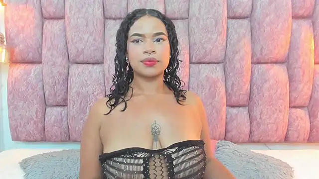 britanny-collyns online show from March 2026 07:47:01 PM