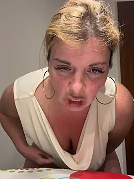 Lombada online show from April 2026 09:23:01 PM