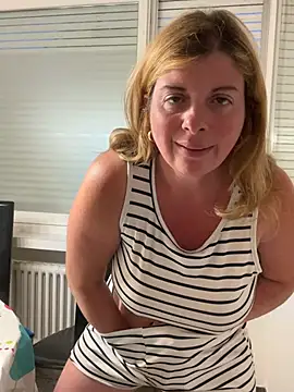 Lombada online show from July 2026 07:43:01 PM