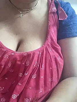 miss-Riy online show from March 2025 04:02:01 PM