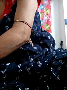 miss-Riy online show from September 2025 05:13:01 PM