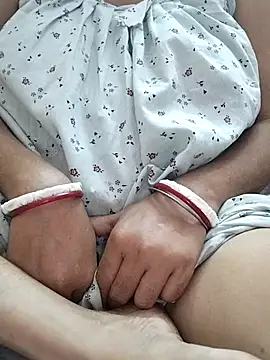 miss-Riy online show from December 2025 04:57:02 PM