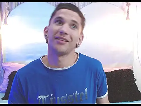 tylor boy online show from January 2026 02:38:02 AM