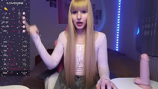 Snapshot of joy_pretty chatting on January 2025 08:59:02 PM joy pretty online show from January 2025 08:59:02 PM