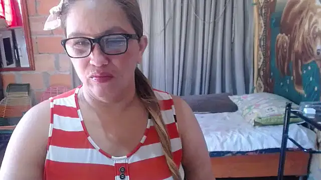 Snapshot of mom_son_dirty chatting on July 2026 01:48:02 PM mom son dirty online show from July 2026 01:48:02 PM