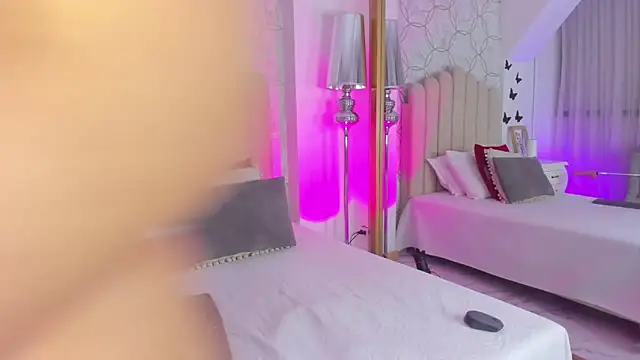 PollyGrey  online show from January 2025 03:11:02 AM