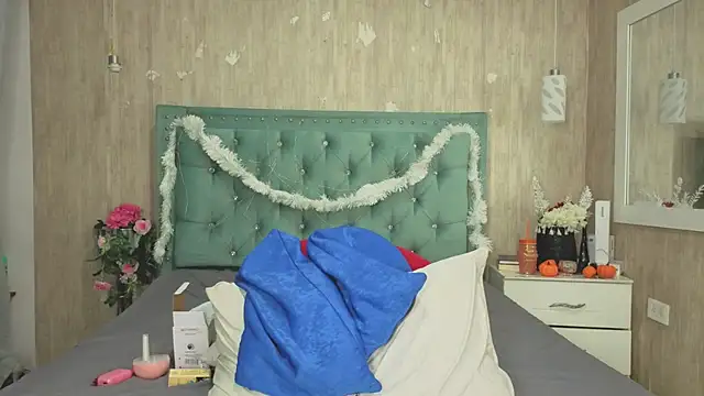 Snapshot of Marcelaa_fox chatting on November 2025 07:26:02 PM Marcelaa fox online show from November 2025 07:26:02 PM