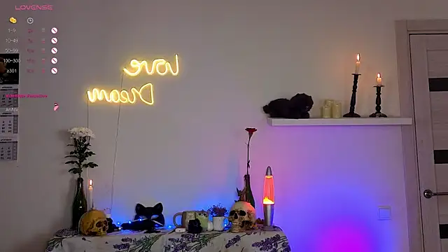  yourFoxy  online show from November 2025 03:48:02 PM