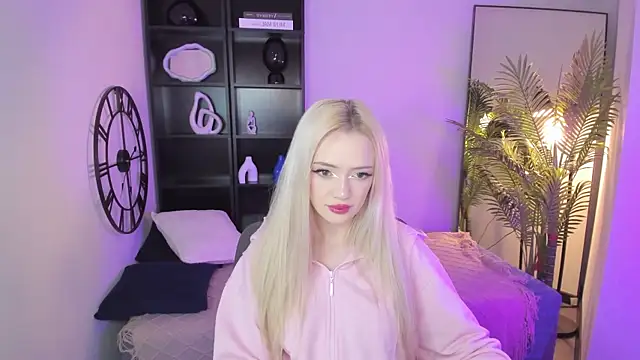 EmilyAir online show from November 2025 04:21:02 PM