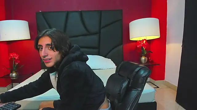 Matthew Dixonn online show from January 2025 03:53:02 AM