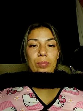 Snapshot of Sweel_Leyva18 chatting on December 2024 04:11:01 AM Sweel Leyva18 online show from December 2024 04:11:01 AM