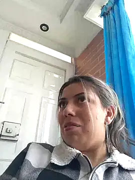 Snapshot of Sweel_Leyva18 chatting on February 2025 05:46:02 PM Sweel Leyva18 online show from February 2025 05:46:02 PM