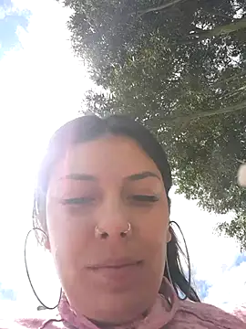 Snapshot of Sweel_Leyva18 chatting on September 2025 06:19:01 PM Sweel Leyva18 online show from September 2025 06:19:01 PM