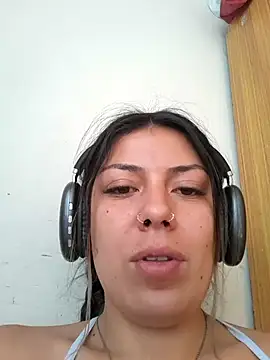 Snapshot of Sweel_Leyva18 chatting on September 2025 12:41:01 PM Sweel Leyva18 online show from September 2025 12:41:01 PM