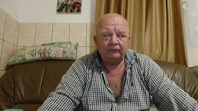 fullballs6 online show from September 2025 12:55:01 AM