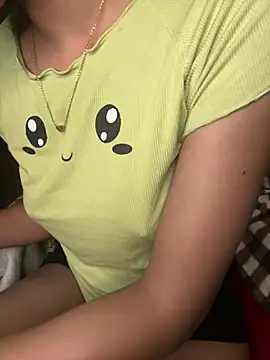 Snapshot of simrann_69 chatting on January 2025 11:39:02 PM simrann 69 online show from January 2025 11:39:02 PM