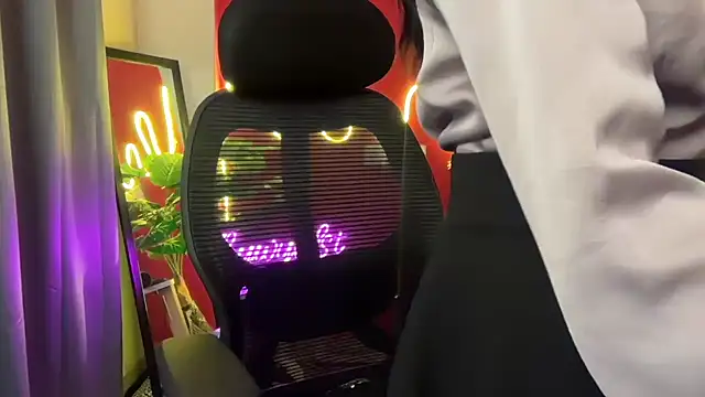 Snapshot of simrann_69 chatting on September 2025 11:01:02 AM simrann 69 online show from September 2025 11:01:02 AM