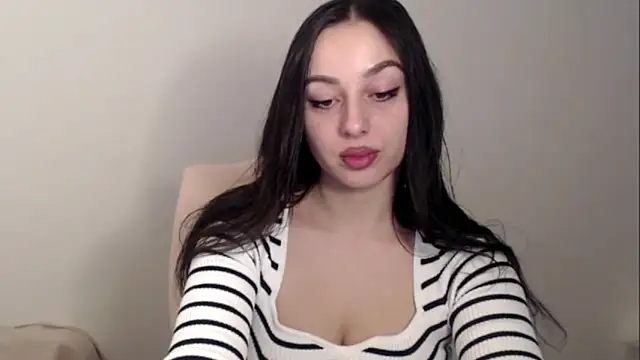 courtneyPerfect online show from February 2026 03:27:02 PM