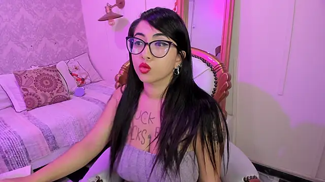 Sexy cristall  online show from March 2025 10:03:02 AM