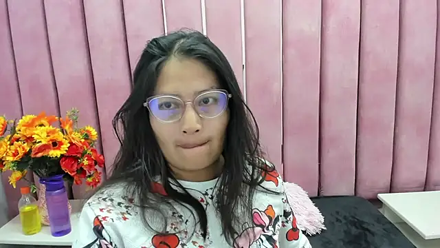 Snapshot of Miaa_Smiith_ chatting on October 2025 03:14:01 AM Miaa Smiith online show from October 2025 03:14:01 AM