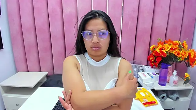 Snapshot of Miaa_Smiith_ chatting on October 2025 03:56:02 AM Miaa Smiith online show from October 2025 03:56:02 AM