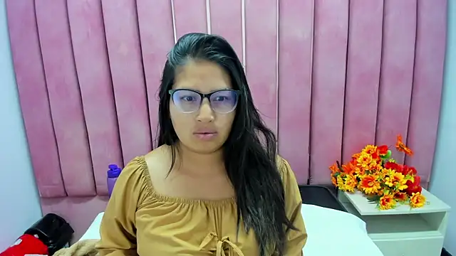 Snapshot of Miaa_Smiith_ chatting on December 2025 03:33:02 AM Miaa Smiith online show from December 2025 03:33:02 AM