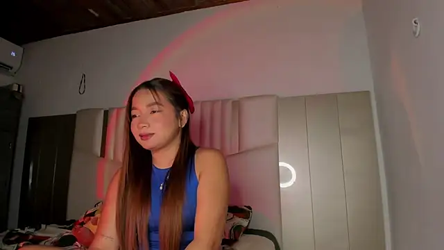 queen angelique online show from November 2025 11:18:02 PM