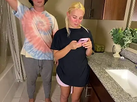 girlfriendmissy online show from April 2026 11:16:01 PM