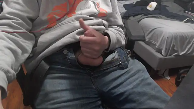 chicostick413 online show from December 2024 03:20:01 AM