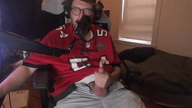 chicostick413 online show from September 2025 07:30:02 PM