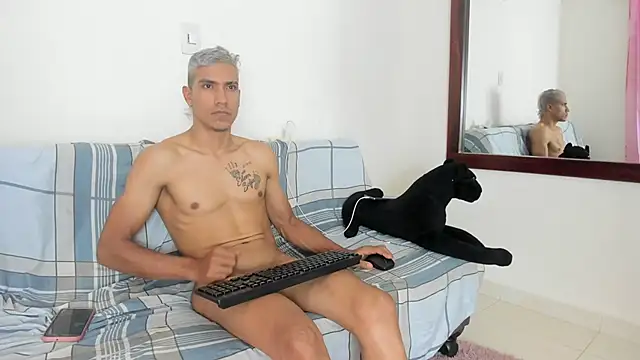 QuinnAndpuma1 online show from March 2025 05:51:01 AM