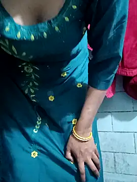 SAXYTannuja online show from February 2025 03:42:01 AM