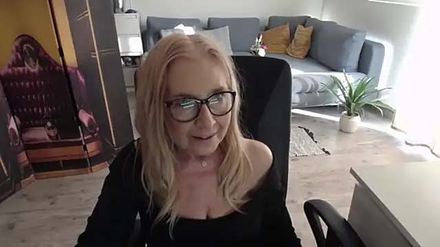 sofia xkiss online show from March 2026 02:54:02 PM